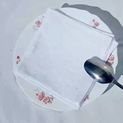 White linen napkin for wholesale by Marie-Ficelle