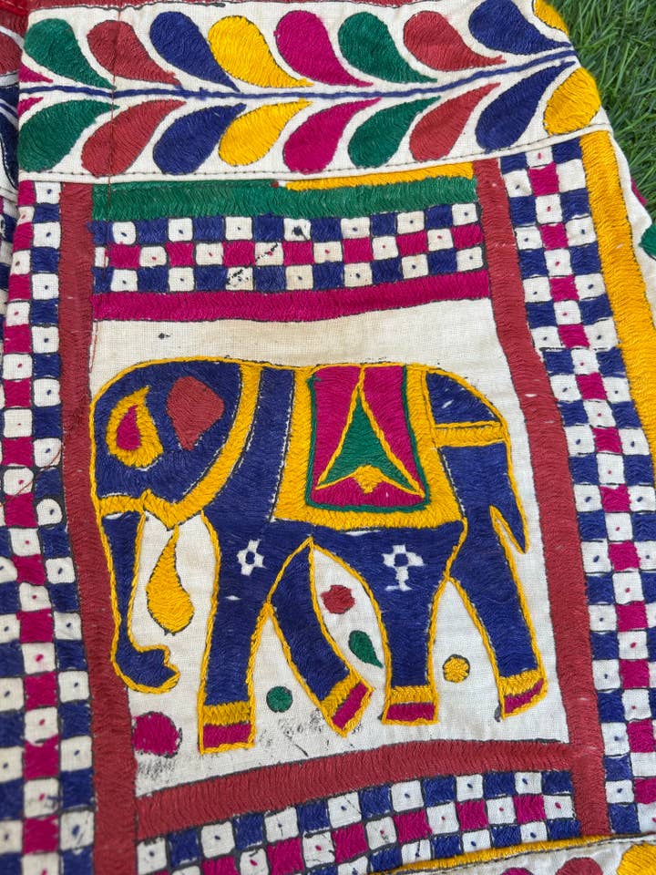 Meghcraft - Wholesale Shorts - Women's - Cotton Shorts Bermuda - Embroidered Boho Shorts 3