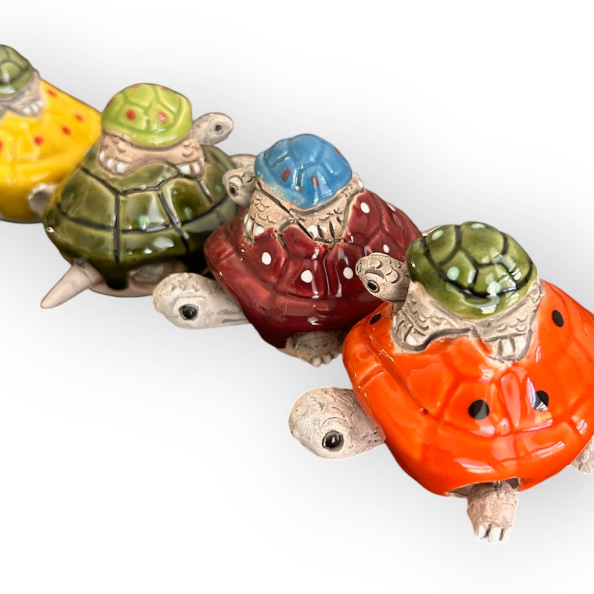 Zoe Artcrafts Corp. - Wholesale Decorative Figurine - Handmade Moving Ceramic Turtle with Baby Home decor ceramic6