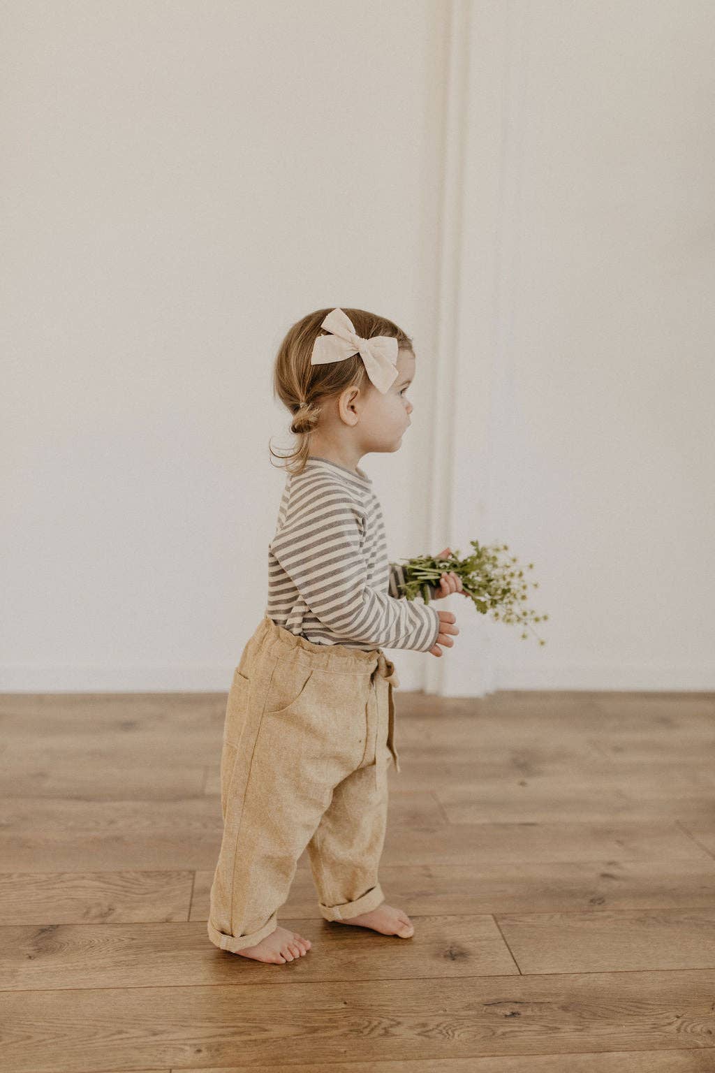 Tate & Adele – wholesale Byxor – Barn – Elsie papperspåse midjebyxa med knytband6