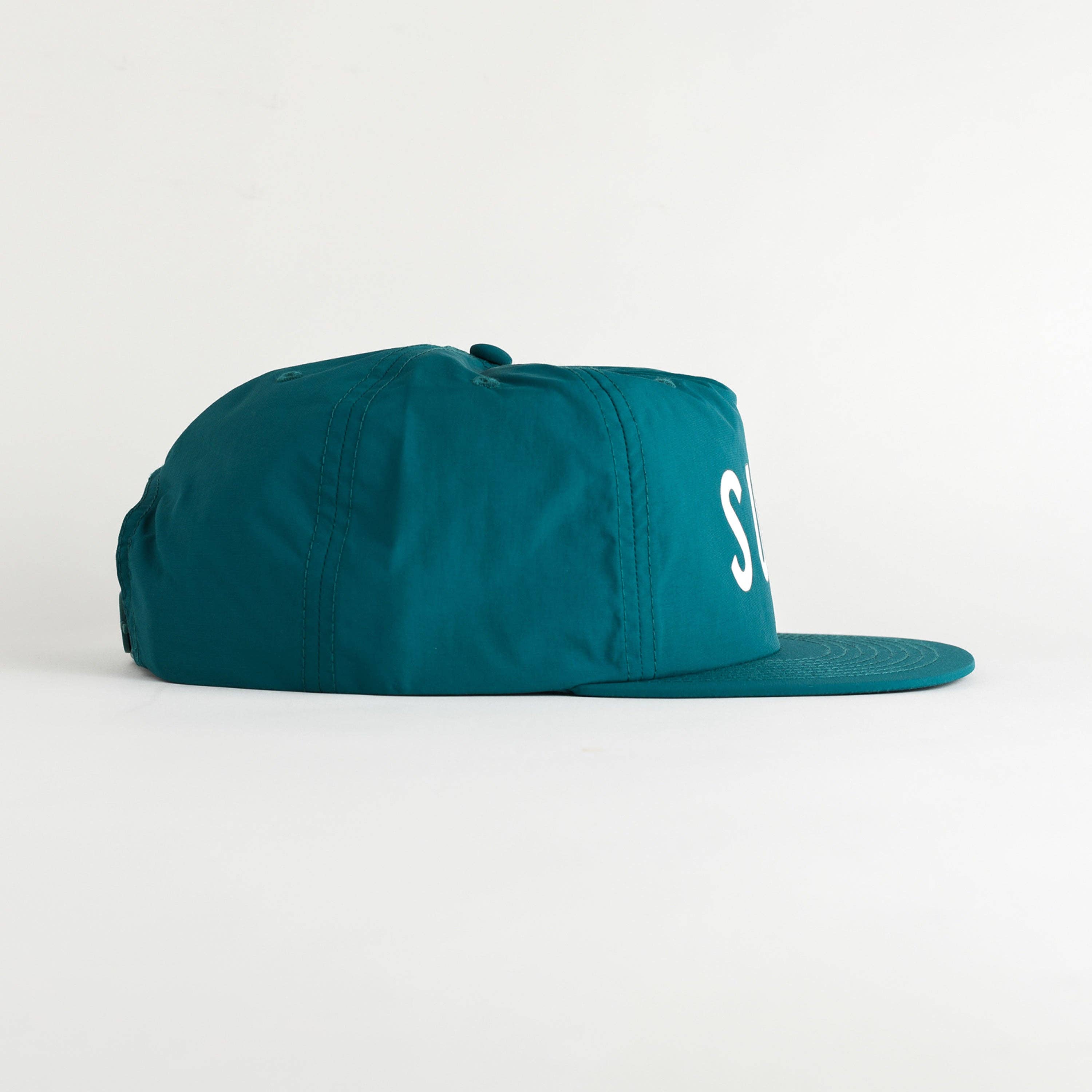 Endless August Supply Co. - Vente Casquette à visière plate – unisexe - Chapeau en nylon recyclé pour le surf2
