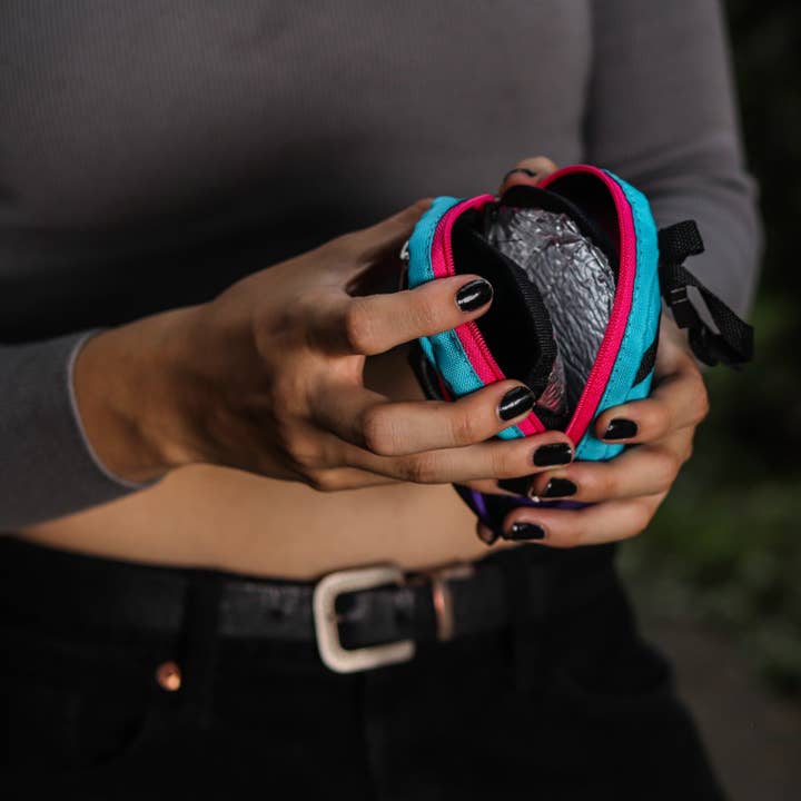 AkraCreations - Wholesale Pet Poop Bag Dispenser - Minipack – Dog Poop Bag Holder & Treat Pouch17