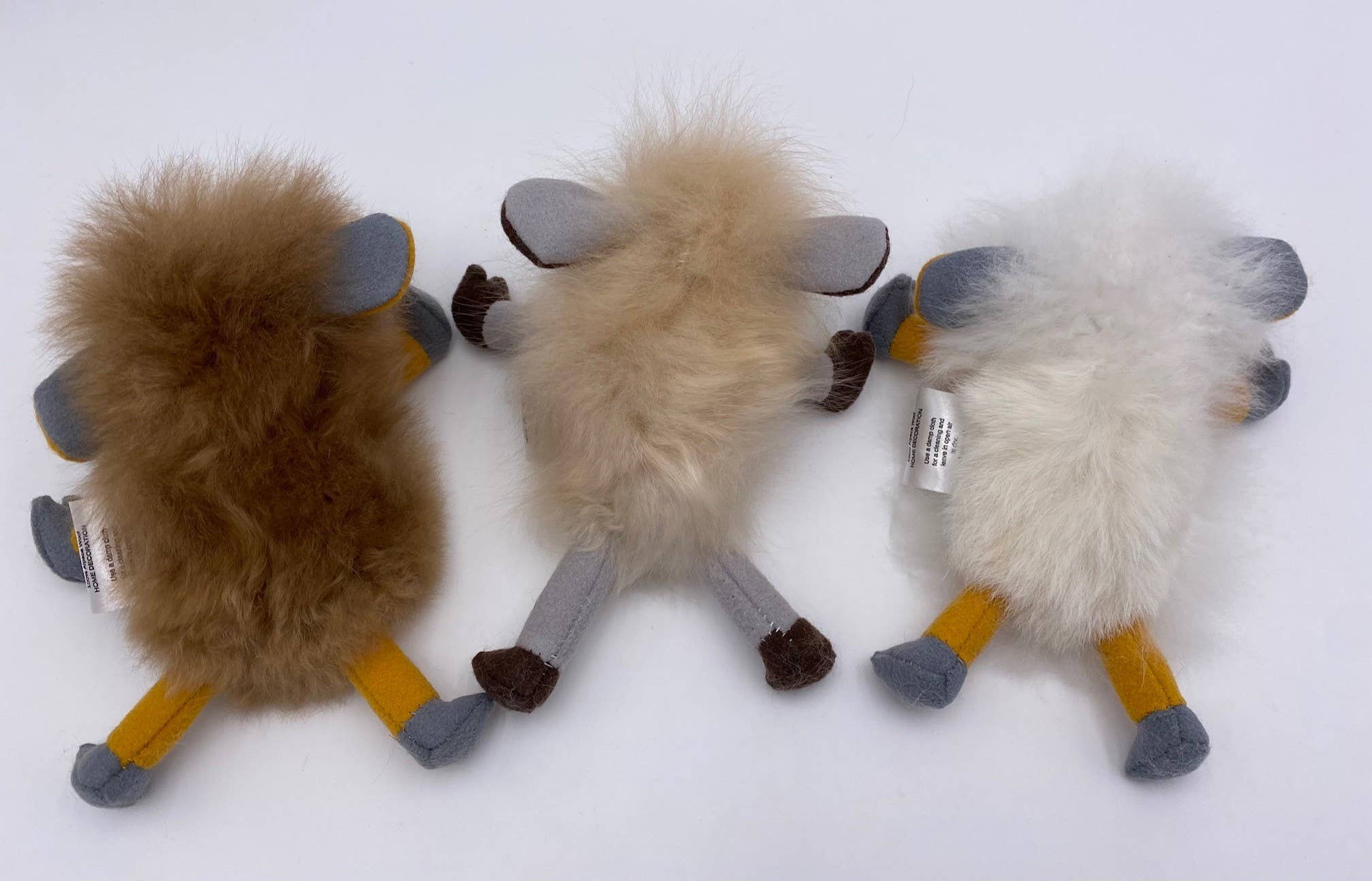 Blossom Inspirations – Großhandel Kuschel-/Plüschtier – Kind & Baby – Lustiges Schaf-Alpaka-F8