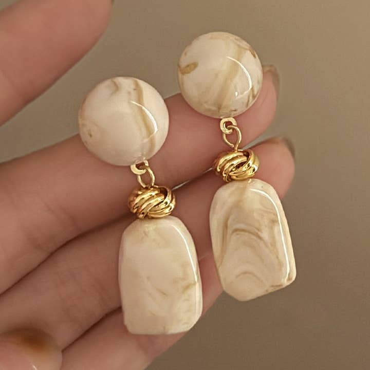 PERSONALIZED IRREGULAR ROUND RETRO EARRINGS_CWAJE2464 for wholesale by ACCITY