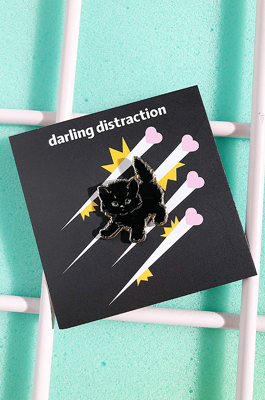 Darling Distraction - Wholesale Lapel Pin/Button - Pin Black Kitty 1