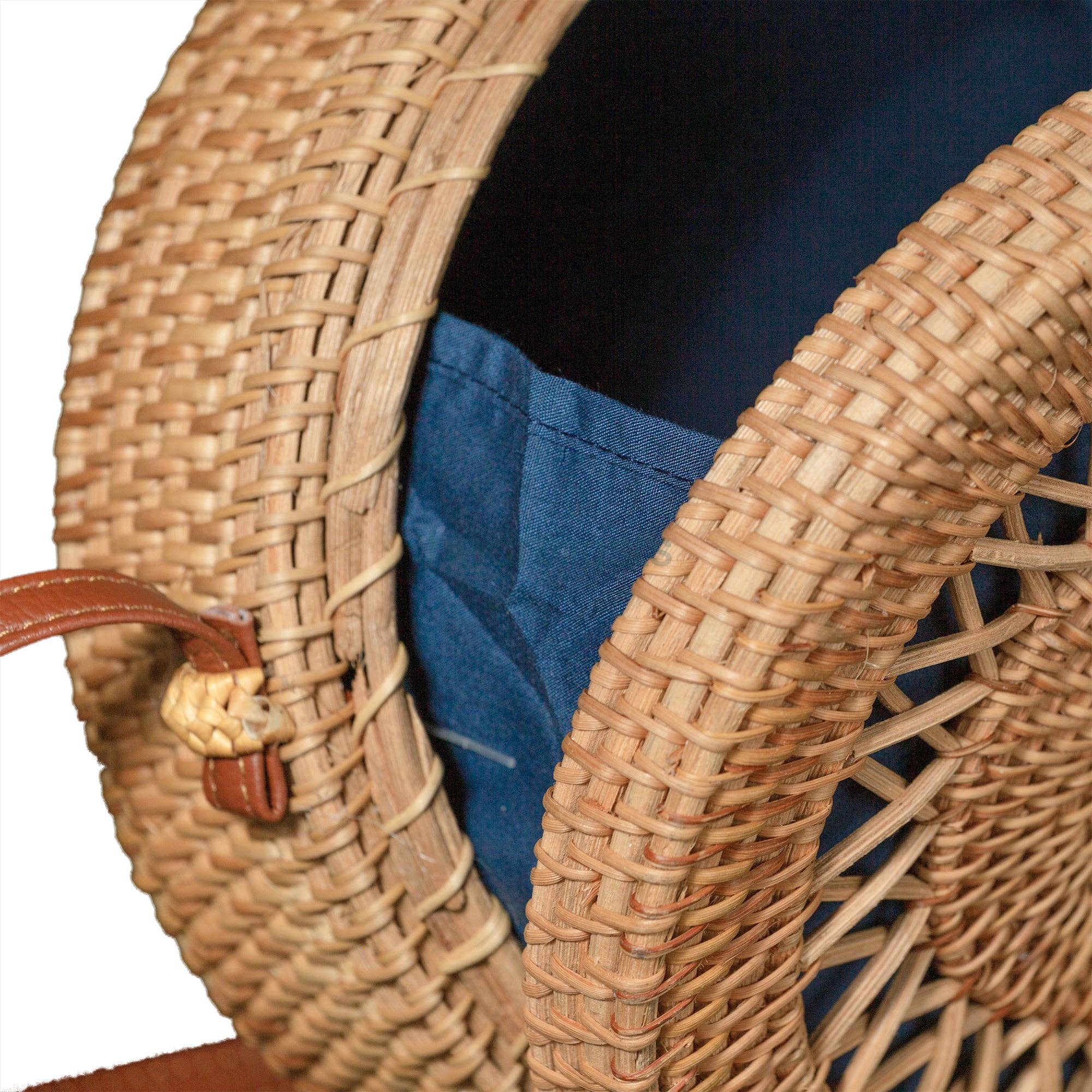 heartnests - Wholesale Crossbody bag – Women's - Rosie Rattan Crossbody Bag3