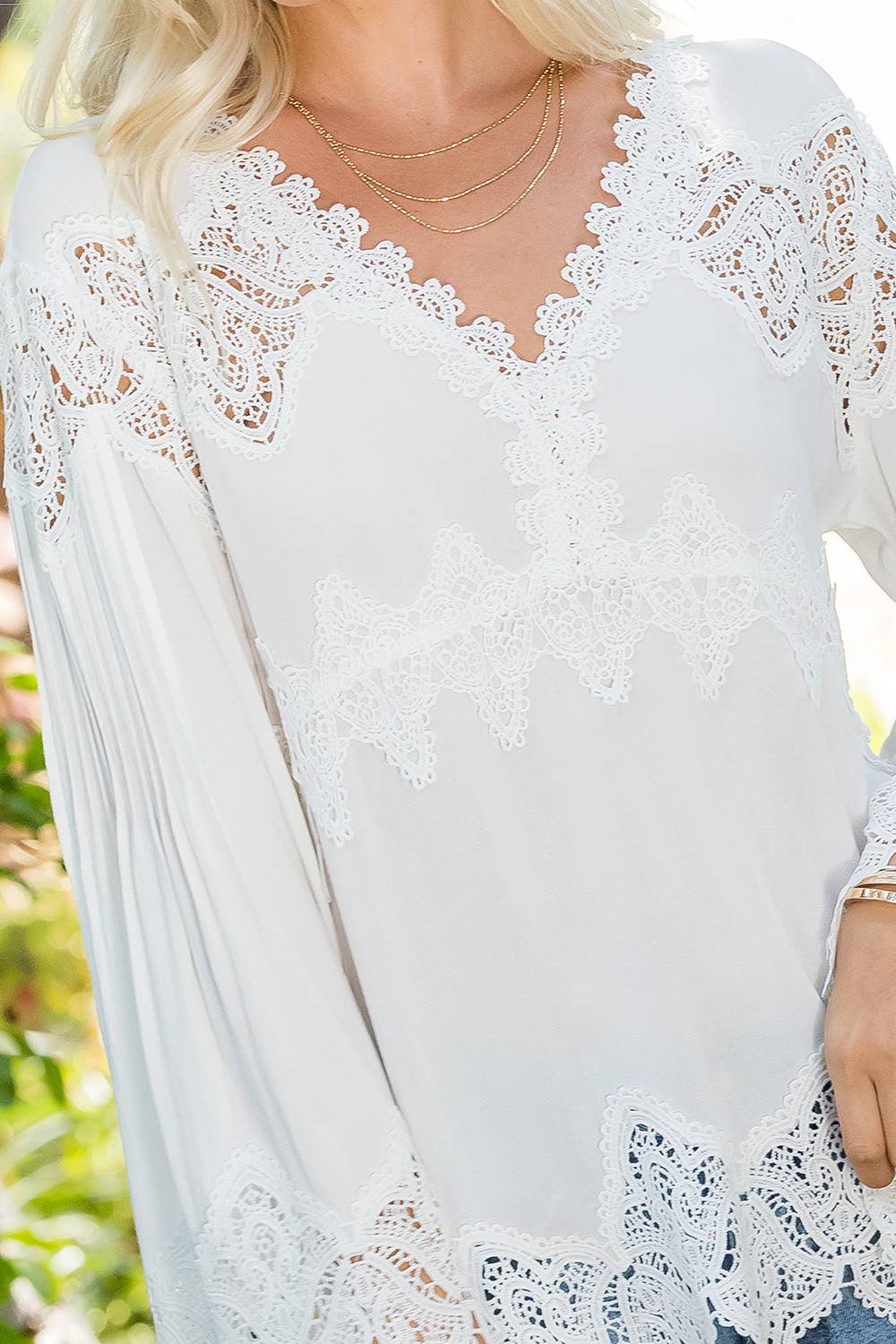 Sweet Lovely by Jen – Engroshandel Bluse - Dame – Bluse med hæklede blonder og klokkeærmer14