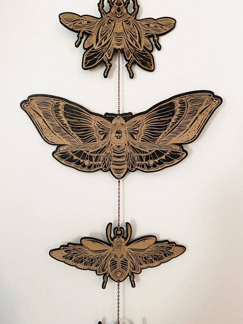 Faux Theory Design – wholesale Wall Accent – Moth and Beetle Garland4