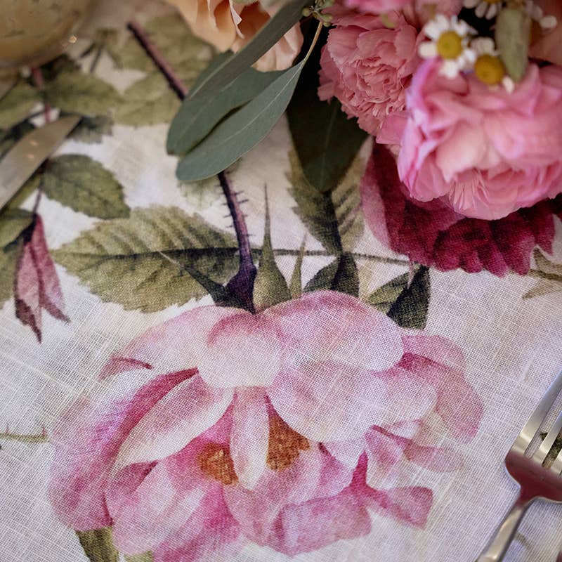 Koustrupco – wholesale Table runner – Rose Flower Garden Table runner in linen- made in Europe3
