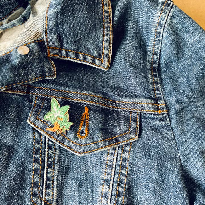 Lily Faith - Wholesale Brooch - Ivy Leaf Mini Pin Brooch 1