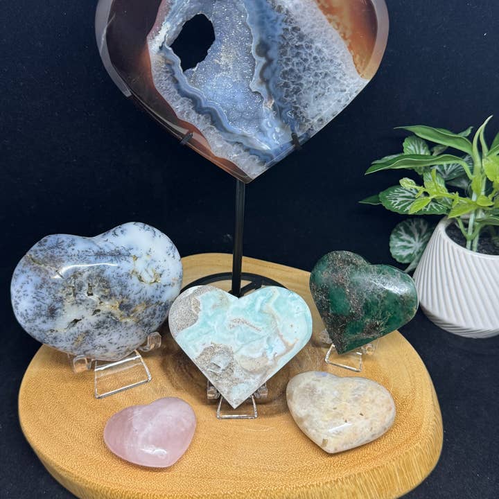 The 7 Directions - Wholesale Spiritual Stone/Crystal - 6 pc Mix gem hearts emerald druzy agate Moonstone F983