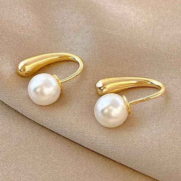 WATER DROPLET PEARL EARRINGS (PAIR) for wholesale by Ashlen