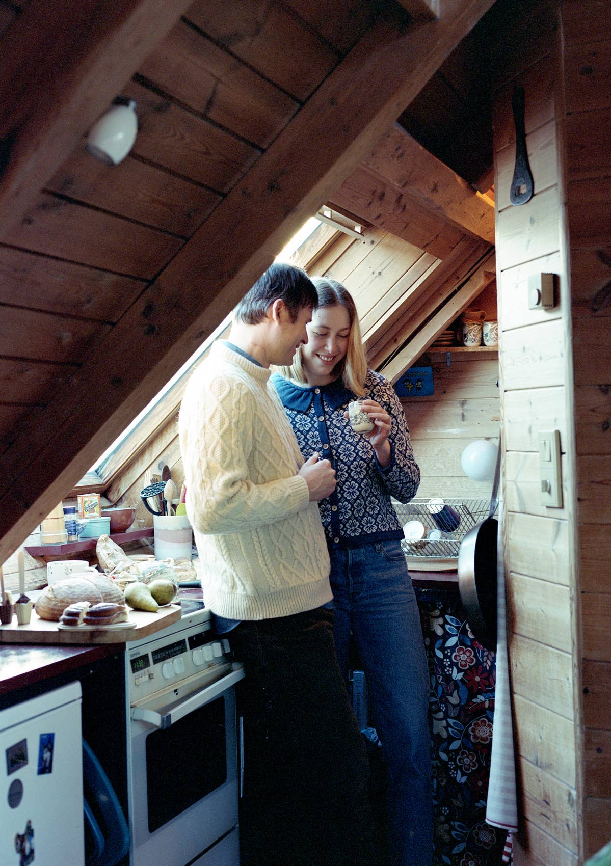 Norlender Knitwear AS - Vente Cardigan – femme - Cardigan en laine Lisa avec col audacieux (621)1