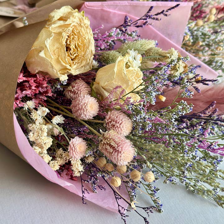 The Gardeners Wife - Wholesale Dried/Pressed Flowers - Into the Rose Garden | A Wildflower Bouquet with Roses5