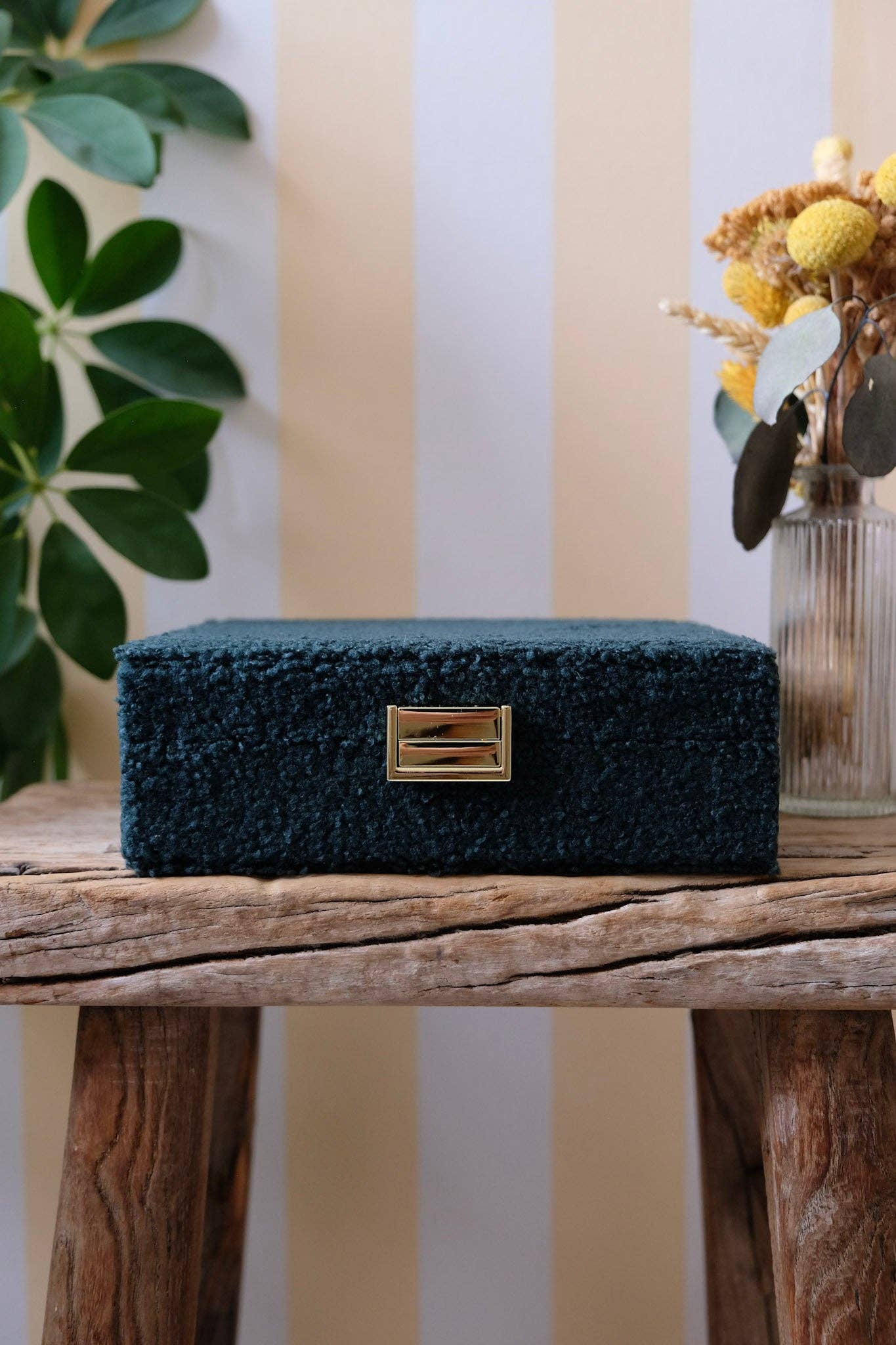 Maison Scarlett - Wholesale Jewelry Box/Organizer - Anne teddy jewelry box4