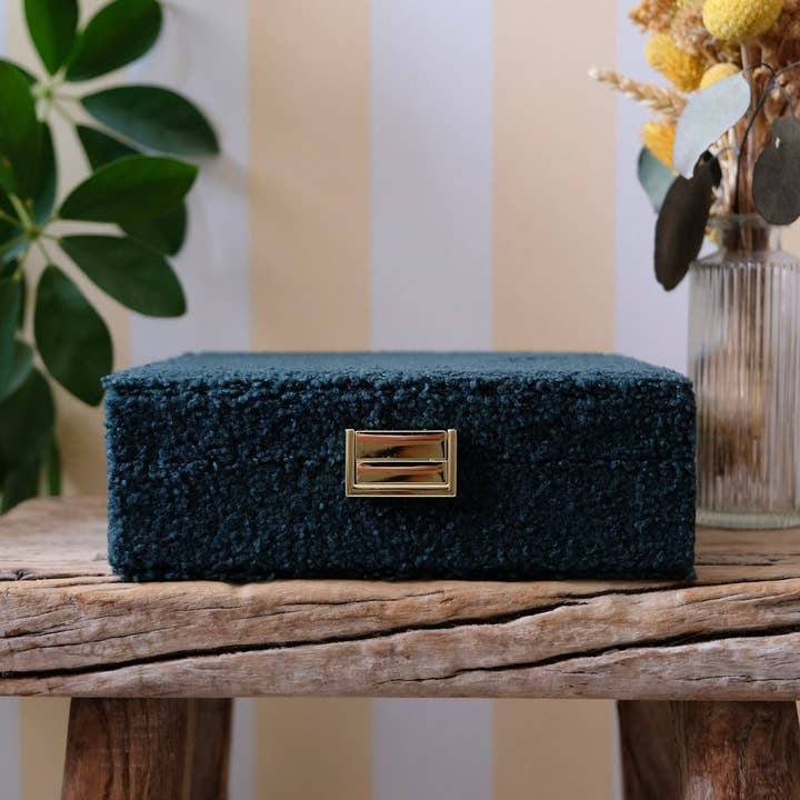 Maison Scarlett - Wholesale Jewelry Box/Organizer - Anne teddy jewelry box4