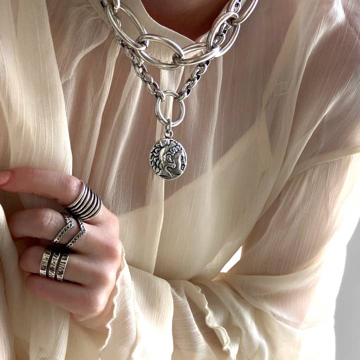 HELLES - Wholesale Pendant/Charm Necklace - MEDAL NECKLACE1