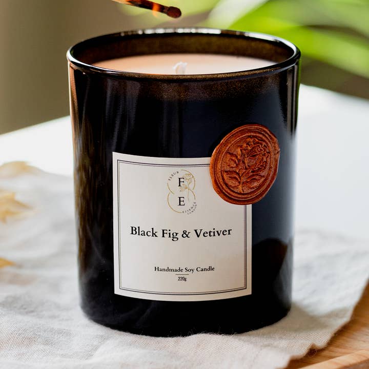 Hand poured Soy Candle 220g for wholesale by Fleur Essence London