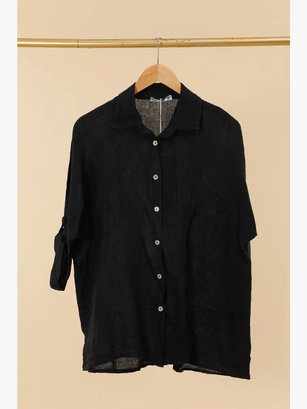 la maison des fibres naturelles – Engroshandel Skjorte med buttondown – til kvinder – Stor skjorte med lige snit i store størrelser 20090 100% hør1