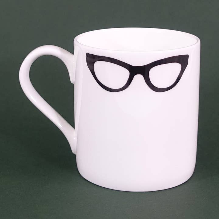Mug Spectacle - Helmut & Fritz pour la vente par Peter Ibruegger Studio