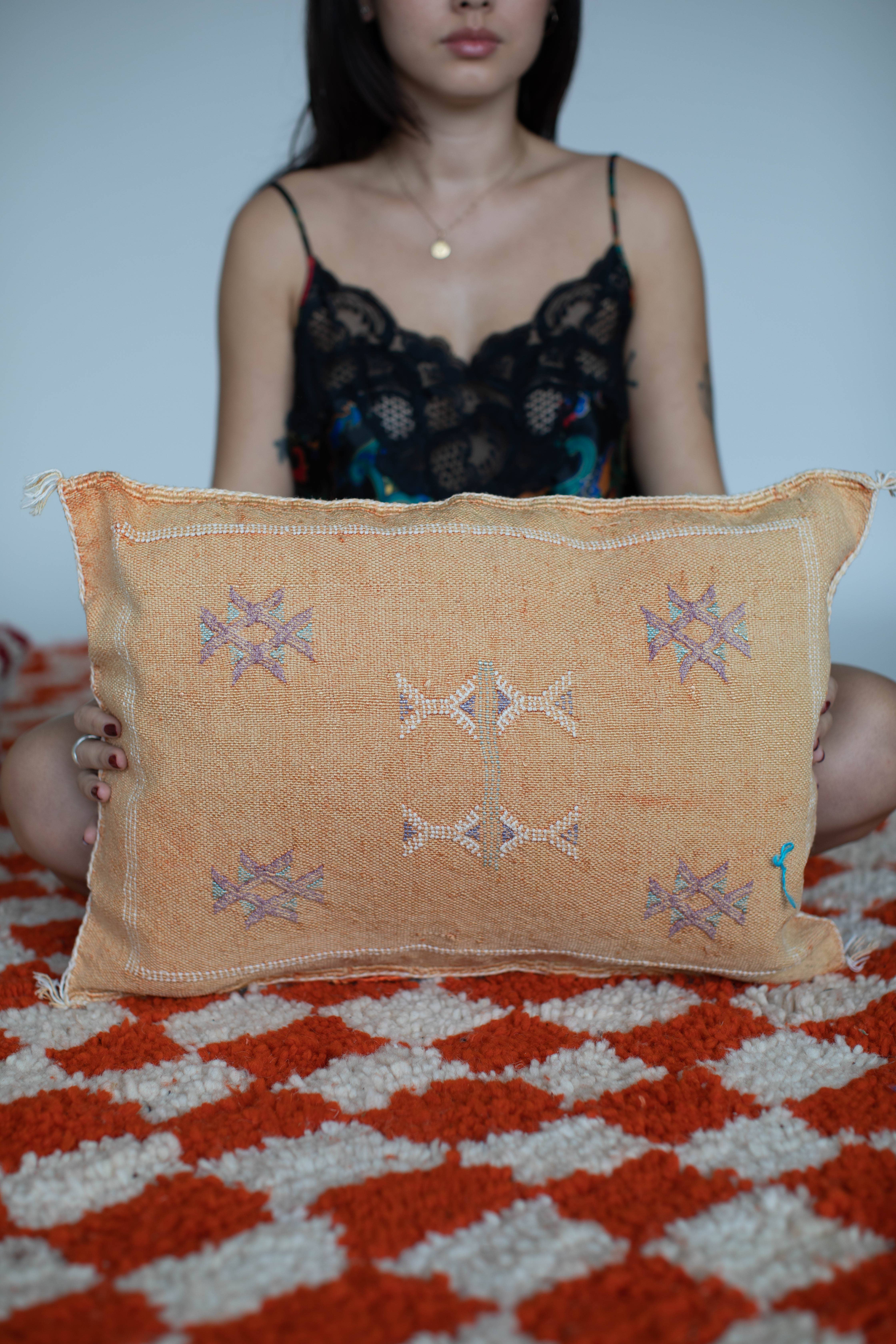 Voyage - Wholesale Throw pillow cover - Moroccan Cactus Silk Pillow Covers17