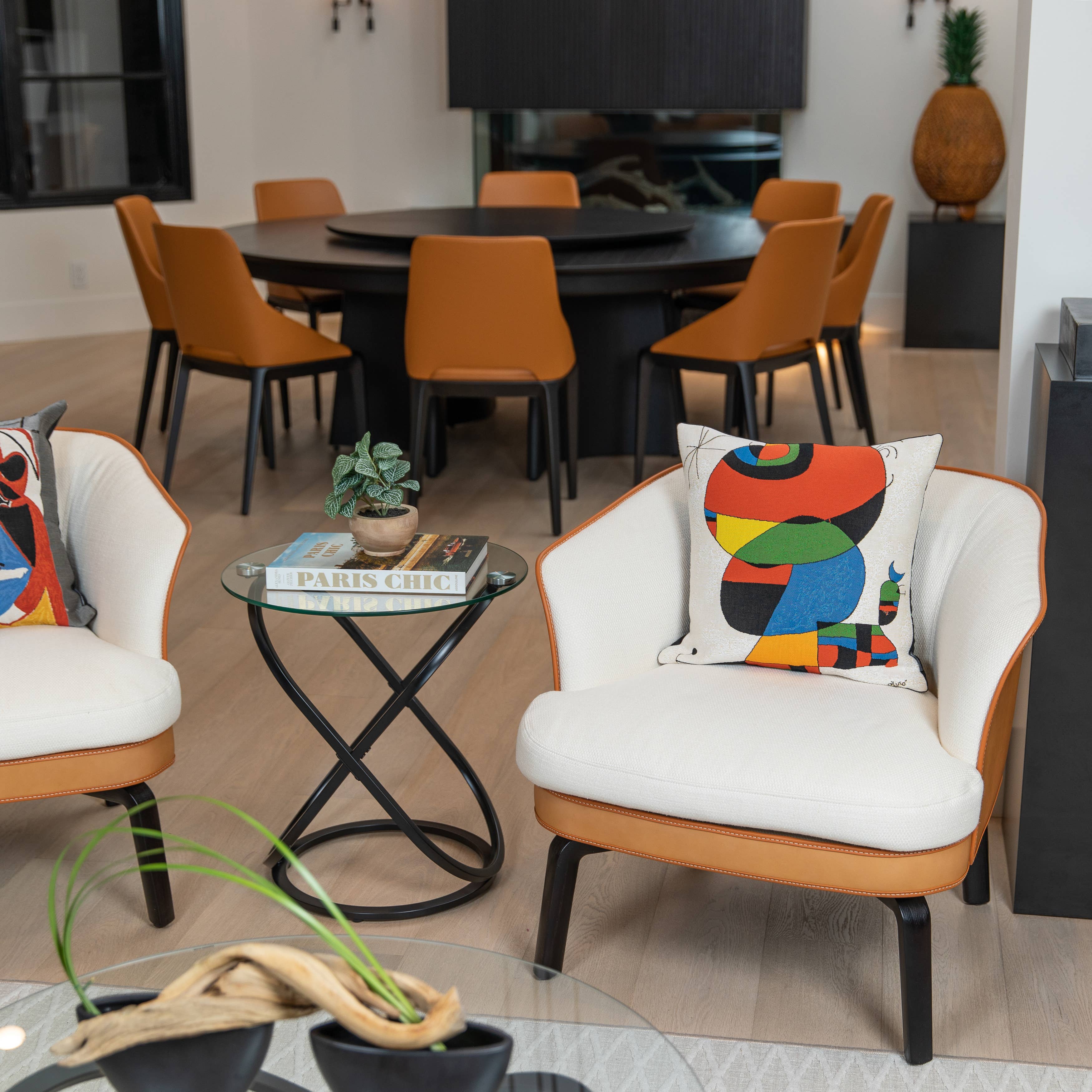 Danya B - Wholesale Side Table - Galaxy Base and Tempered Glass Round End Table5