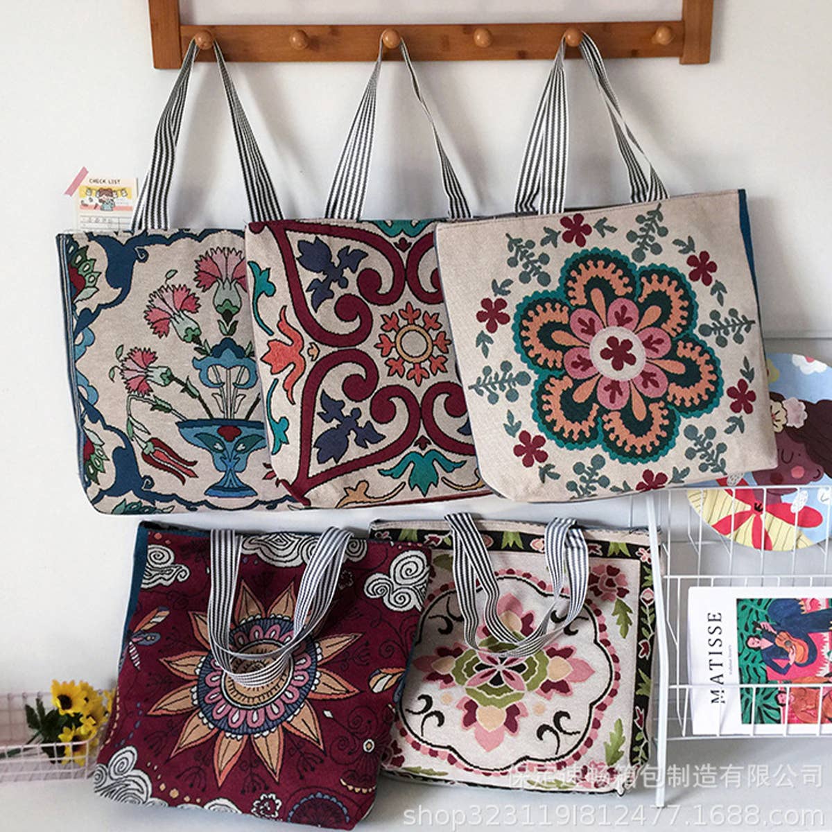 ACCITY - Wholesale Tote Bag - Women's - RETRO EMBROIDERED CANVAS SHOULDER BAG TOTE BAG_CWAB16729