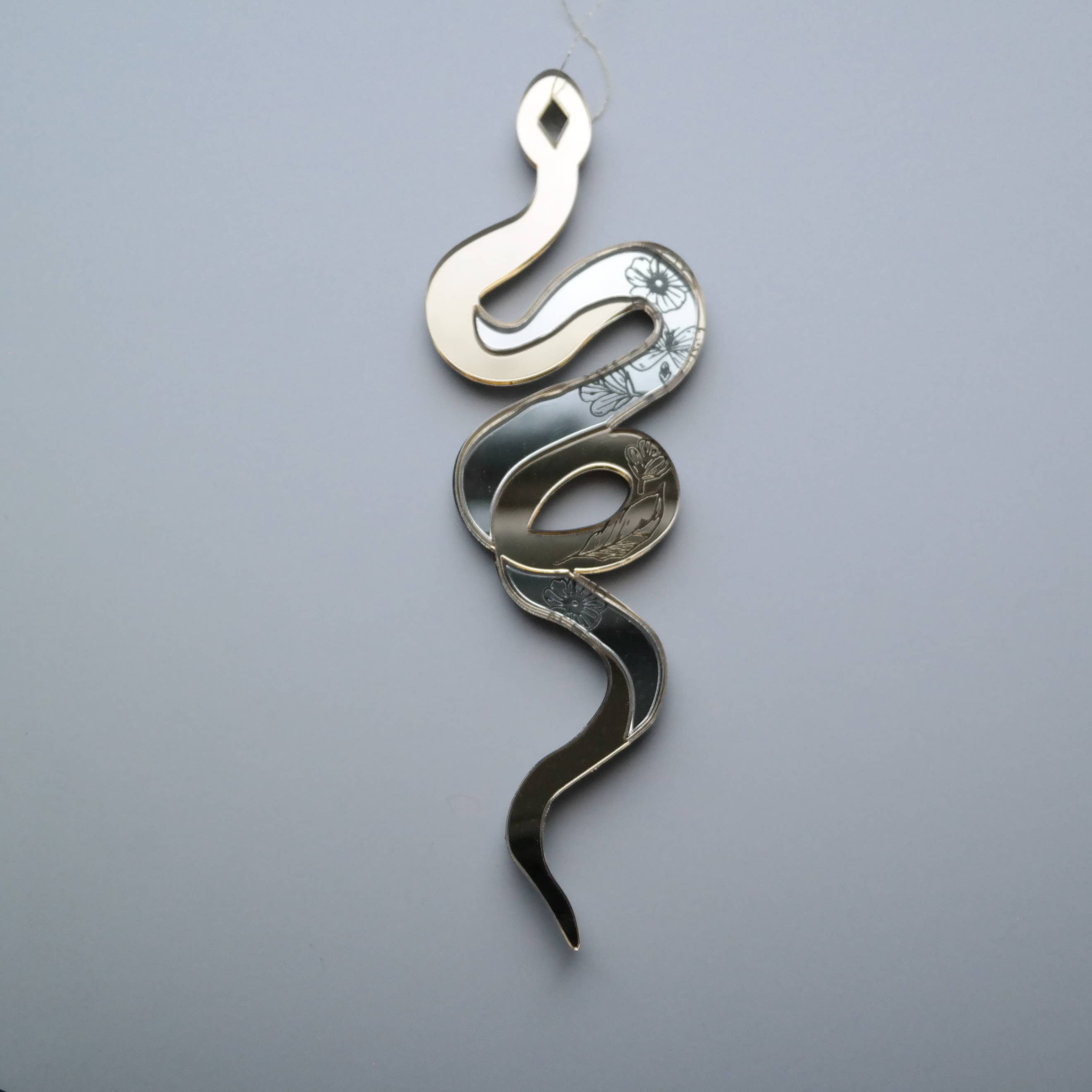 Suzanne Oddy Design Limited - Wholesale Ornament - Snake Ornament2