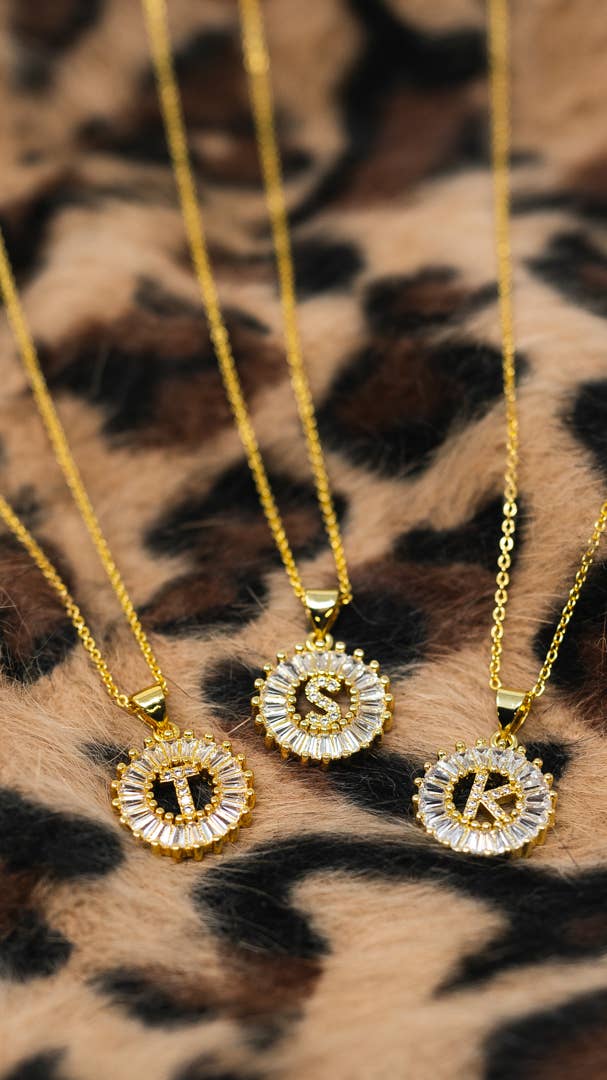The Sis Kiss - Wholesale Pendant/Charm Necklace - Mini Radiant Initial Necklace9