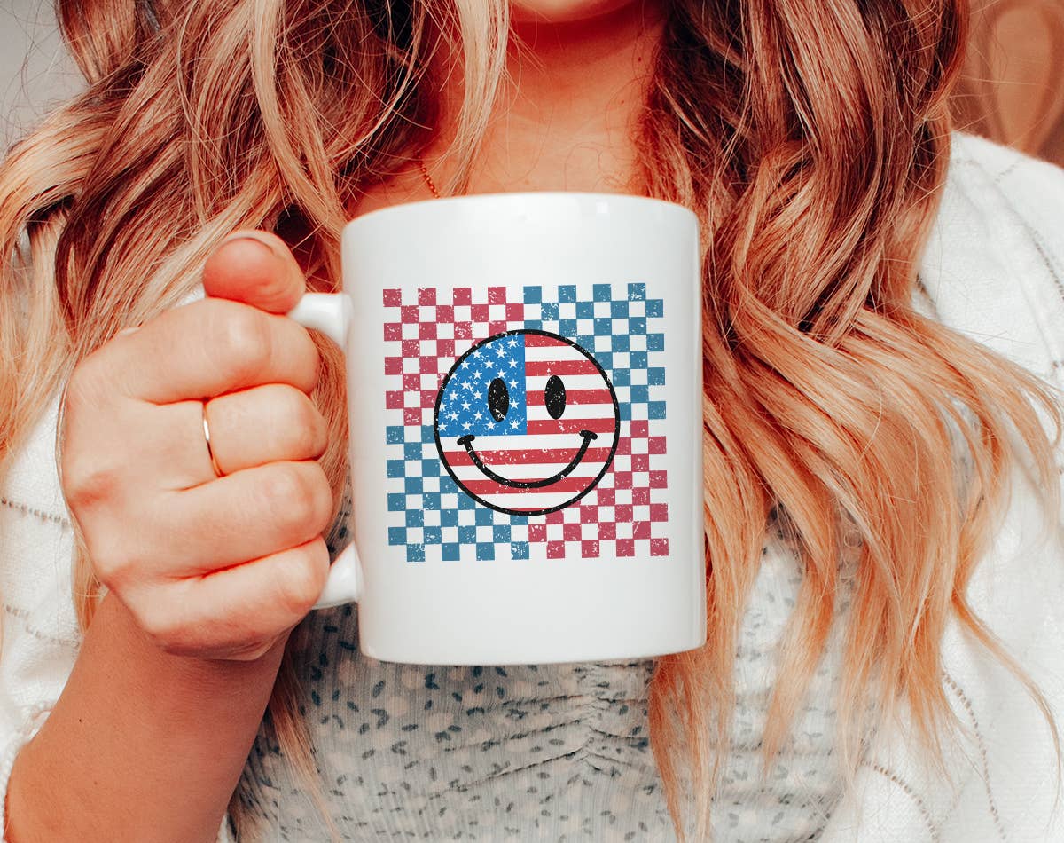 House Of Rodan - Wholesale Coffee mug - 4th of July - Retro Smiley Face - Coffee Mug