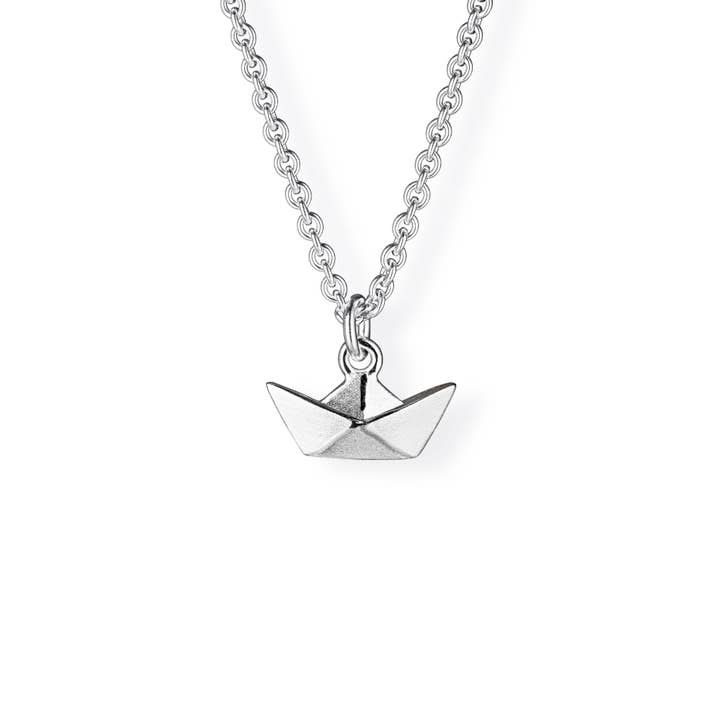 Loveboat mini boat pendant in silver for wholesale by Heartbreaker designd by Drachenfels