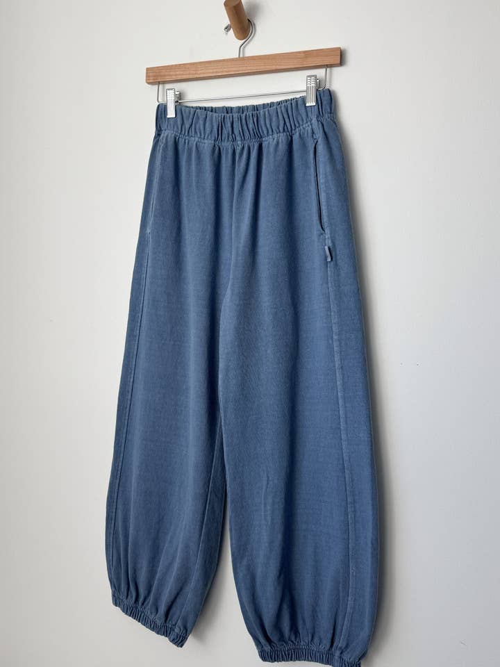 Le Bon Shoppe - Wholesale Pants – Women's - Balloon Pants (2S-2M-2L)3