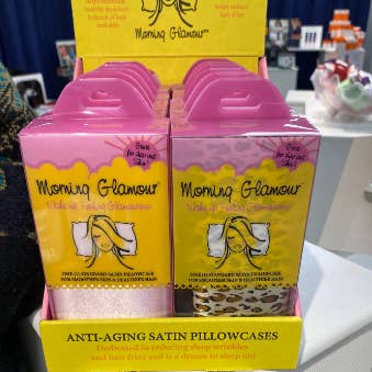 PRECIO ESPECIAL - Funda de Almohada de Satén para Principiantes – 12PK con Expositor para venta al por mayor de Morning Glamour