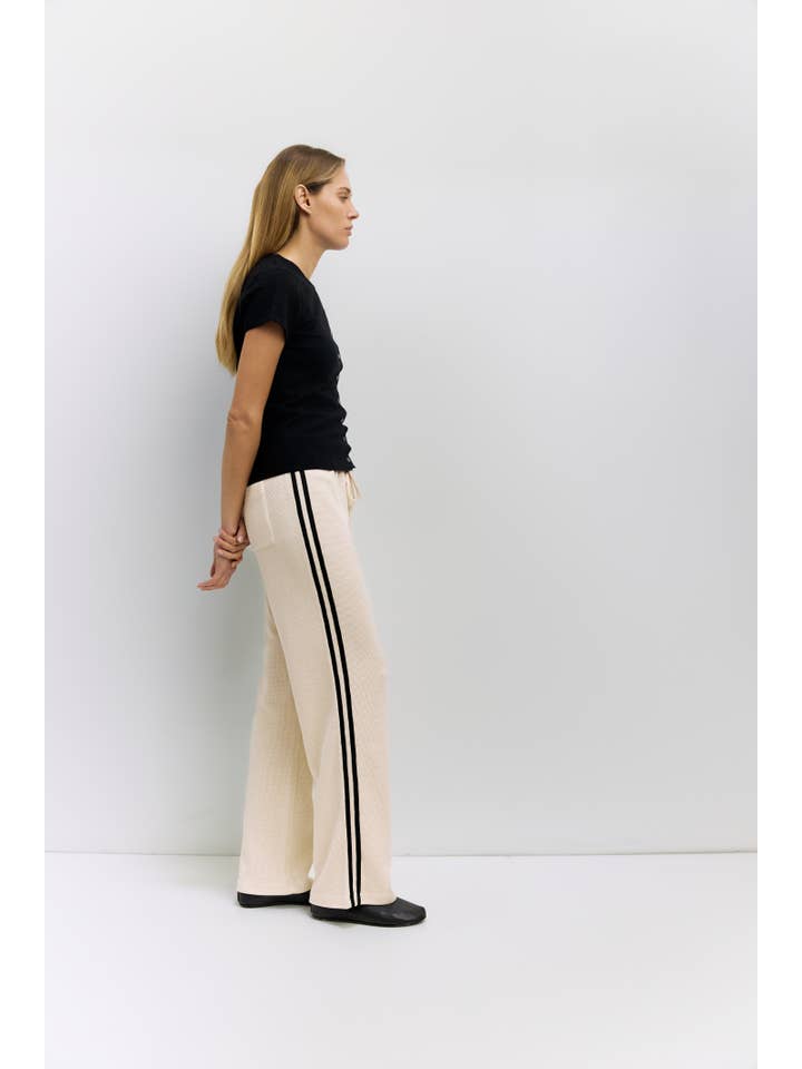 MOD REF - Wholesale Pants - Women's - The Enzo Pants | Women's Wide-Leg Thermal Sport Pants44
