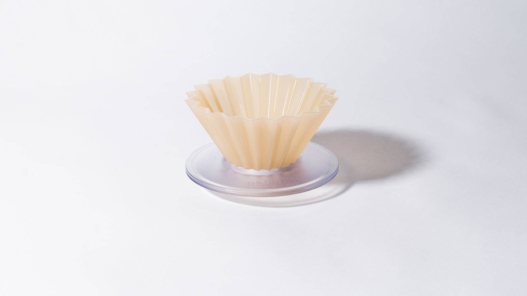 Slow Pour Supply - Wholesale Pour Over & Dripper - Air S Brewer Set -  Brewer + Filter + Holder9