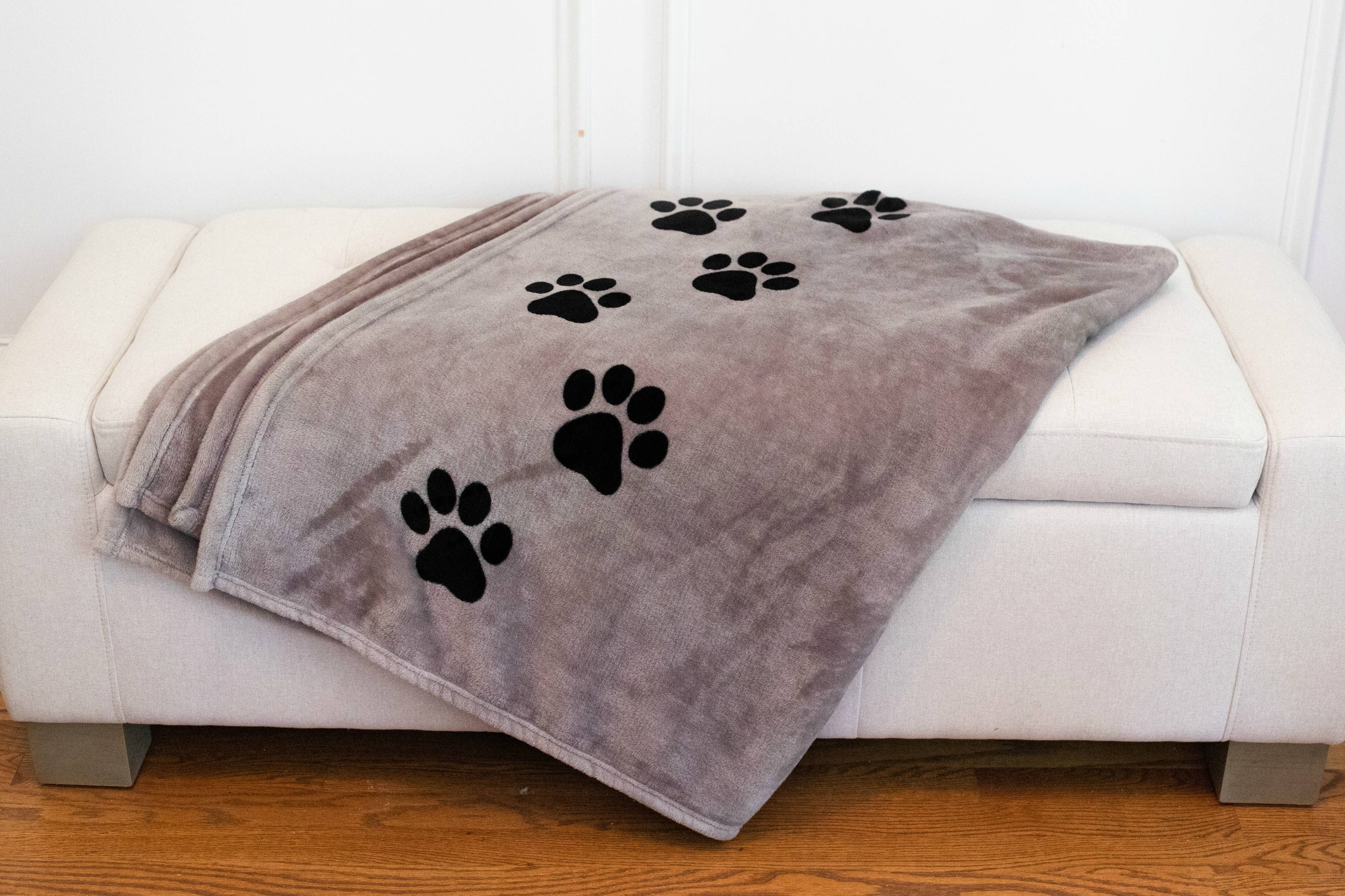 The Grandparent Gift Co. Inc. – wholesale Throw blanket – Pawprints Left By You Sympathy Pet Loss Hugs Blanket  60996