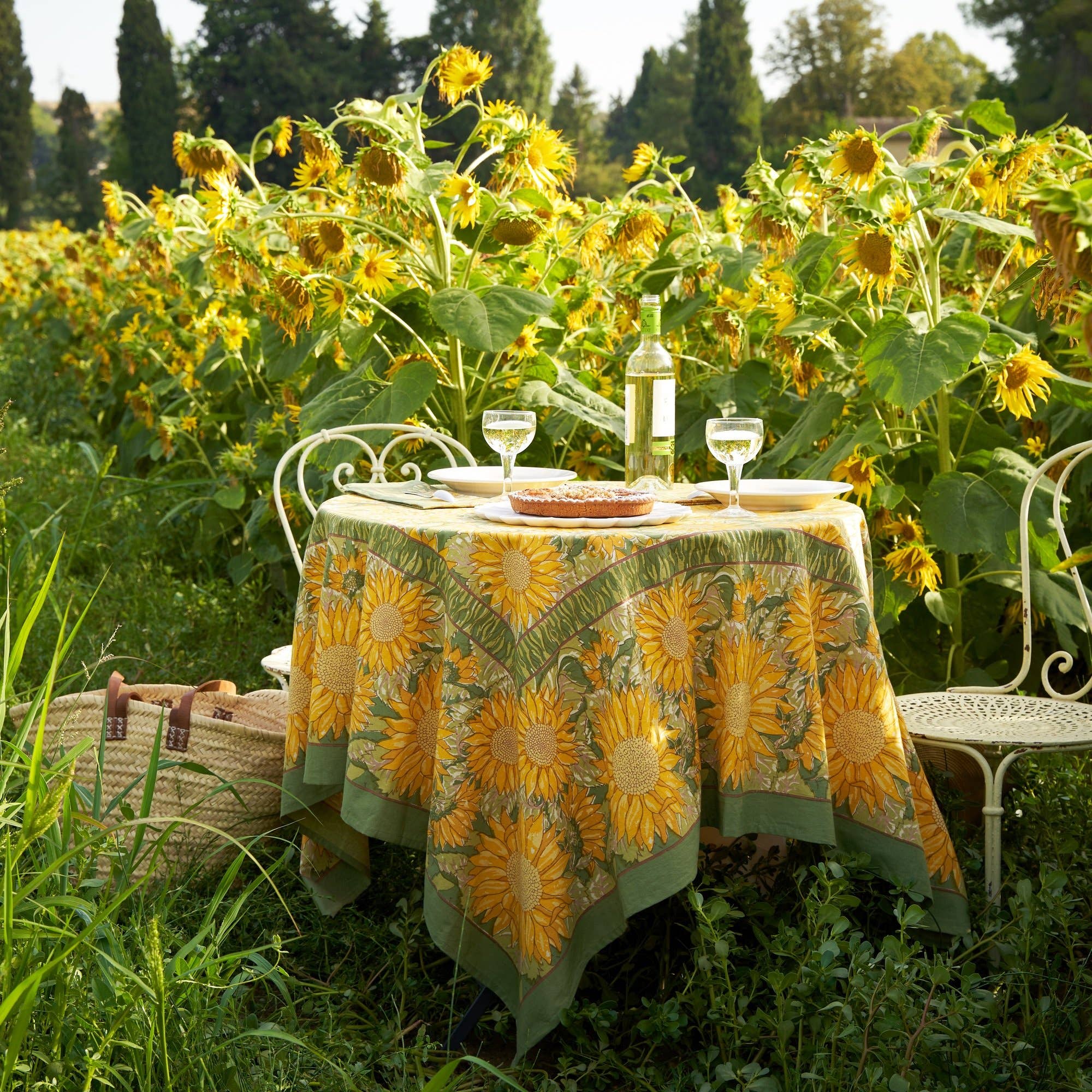 Couleur Nature - Wholesale Tablecloth - Sunflower Yellow& Green | French Tablecloths11