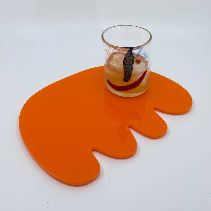 Mesa mediana Blob, naranja para venta al por mayor de Vahz Studio