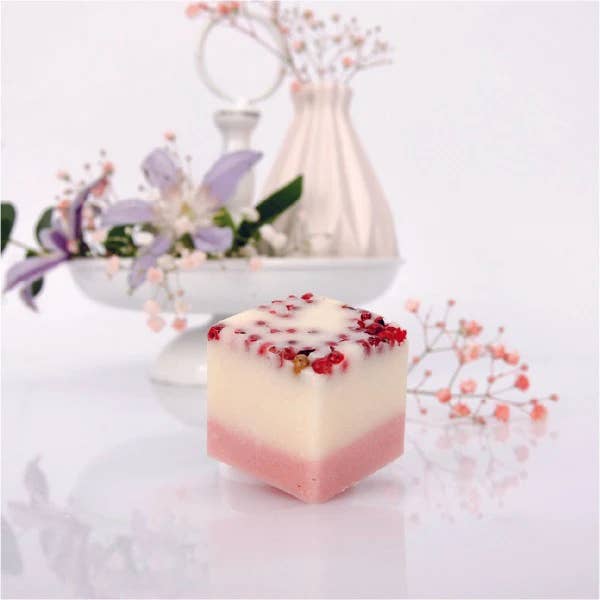 BadeFee - Wholesale Bath Soak/Milk - Bath Cube Mix Rosé - nourishing bath additive in mix display1