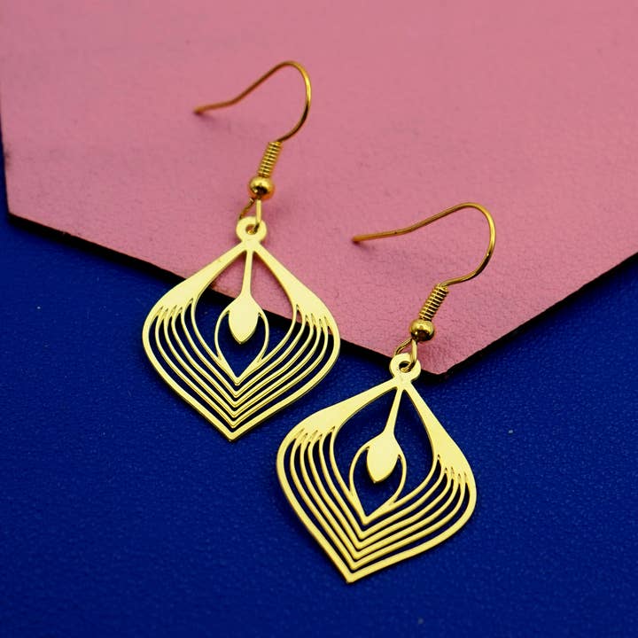 Vintage Uregelmæssige Messingøreringe: Retro Kant for engroshandel hos HappyJewelrySupplies