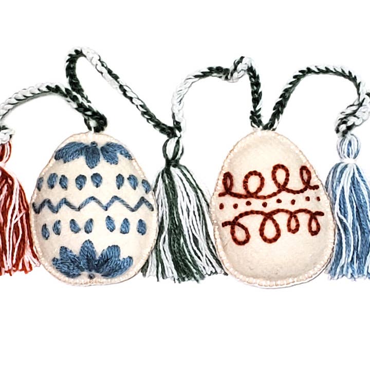 Melange Collection - Wholesale Bunting/Garland - Easter Egg Garland - Light1