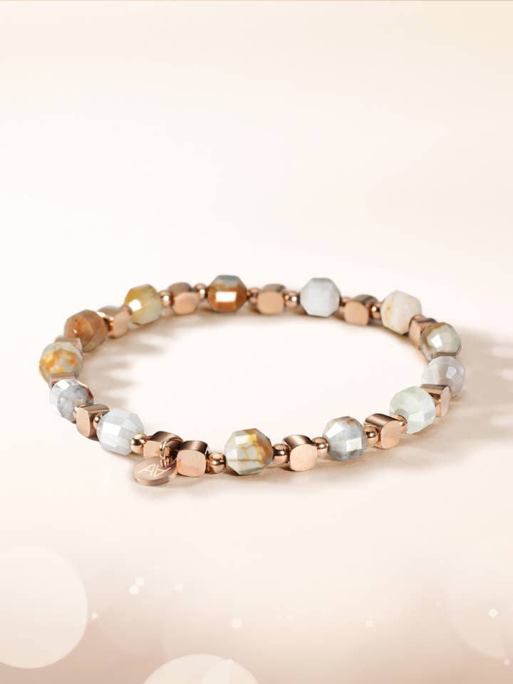 Giulliona for wholesale by Anna Velazia