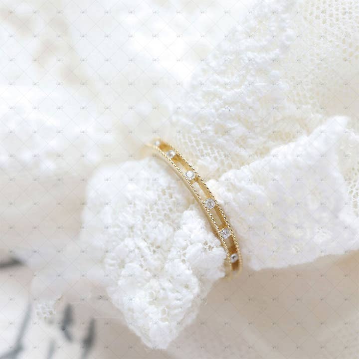 S925 Silver 14k Gold Plated Seven Zirconia Ring for wholesale by Gioiellin - S925 Silver Jewelry