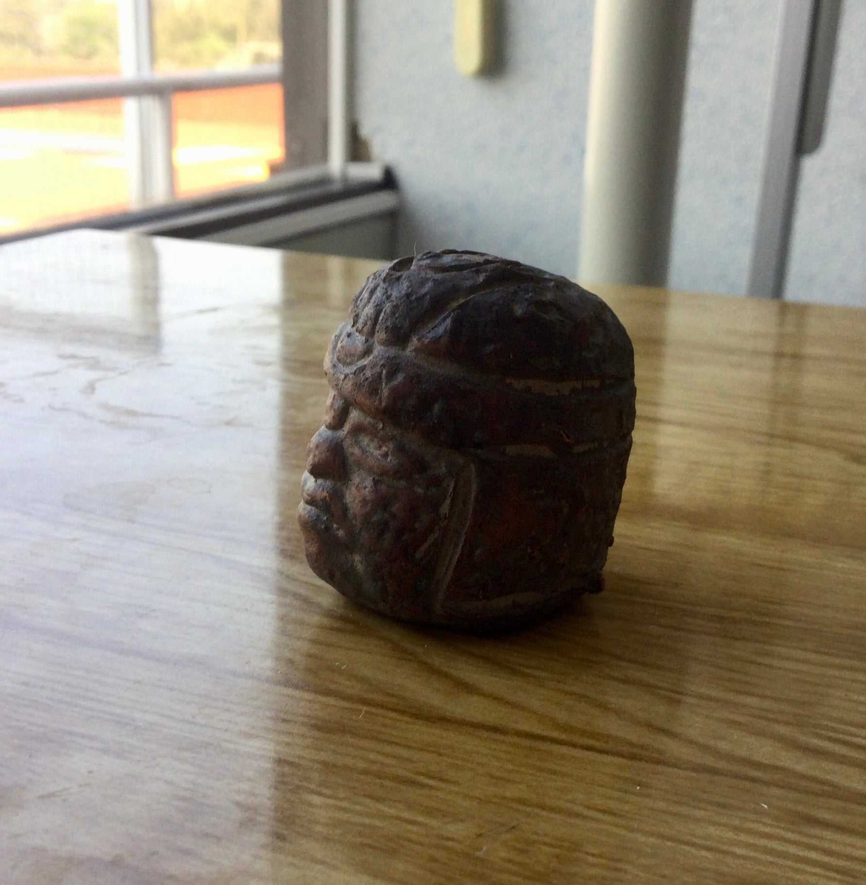 OllinMexica - Wholesale Decorative Figurine - Tête olmèque sculptée dans l'argile, figurine olmèque précolombienne préhispanique, collection de décoration mexicaine3