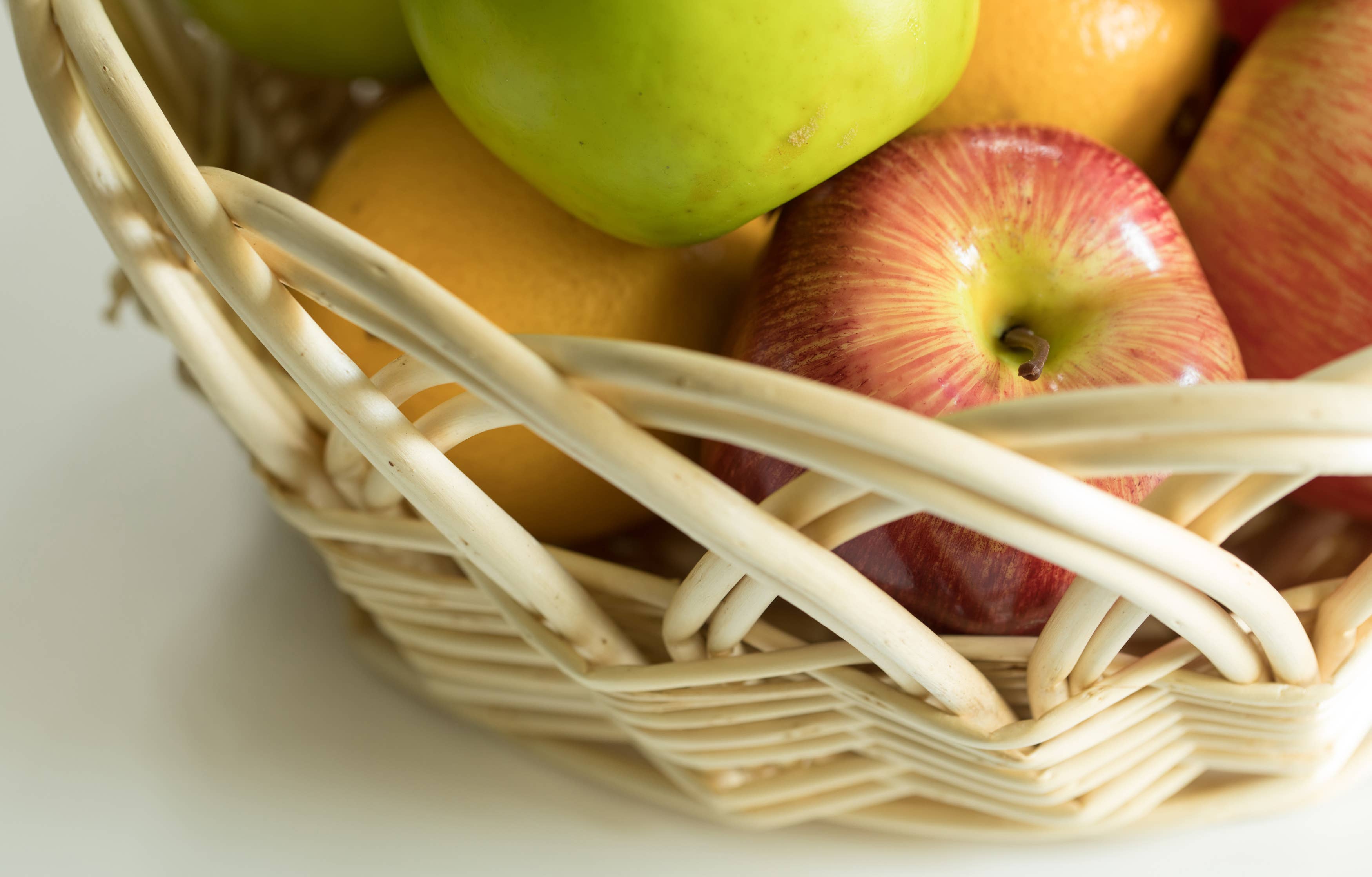 Quickway Imports - Vendita all'ingrosso Vassoi da portata - Vassoio rotondo decorativo per frutta e pane9