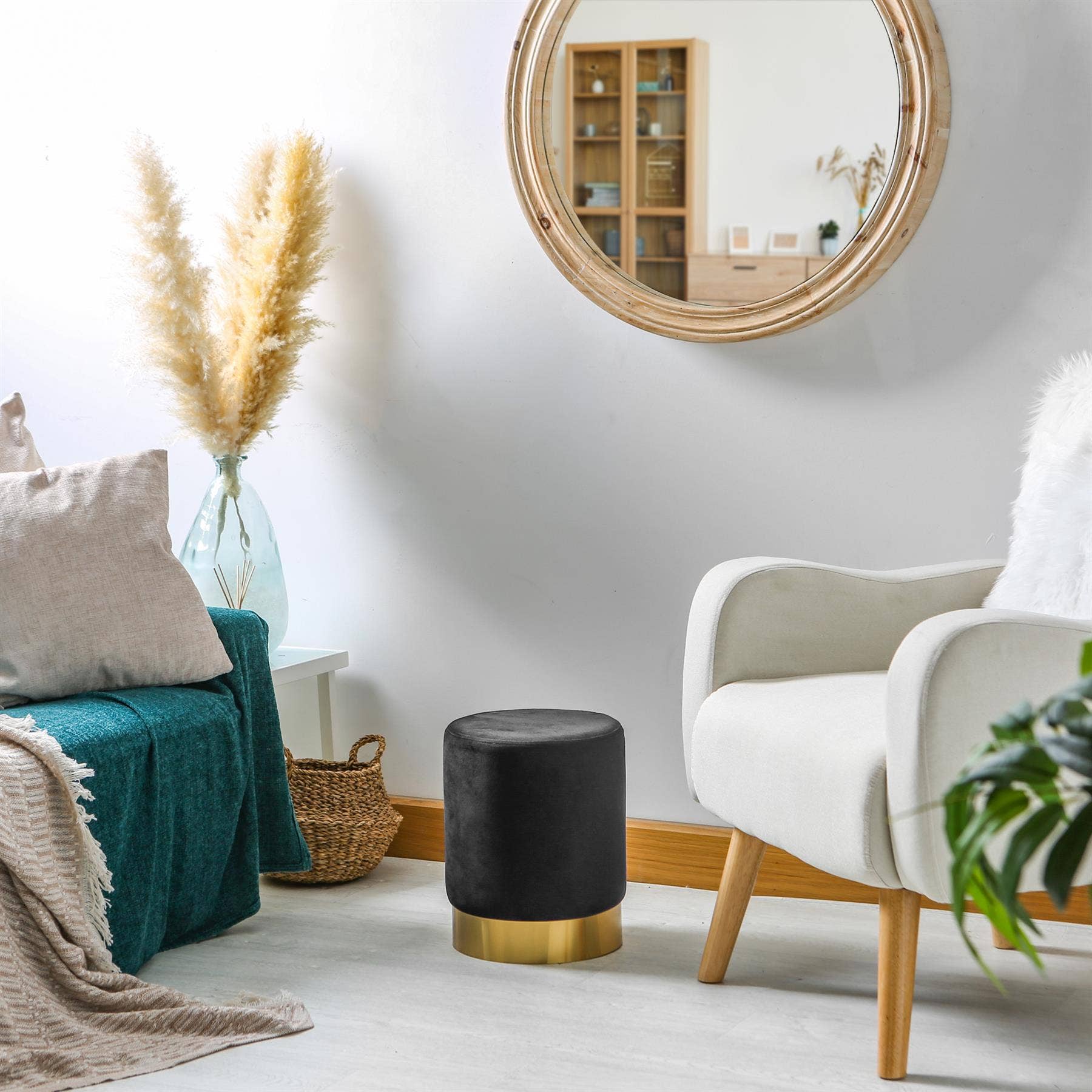 Rinkit Ltd – Großhandel Hocker – Runder samtbezogener Hocker als Fußbank – 29 cm Durchmesser x 36 cm Höhe – von Harbour Housewares29