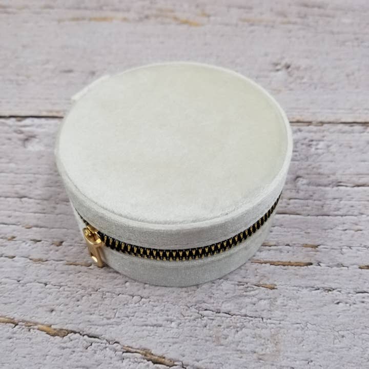 Treasure Wholesale - Wholesale Jewelry Box/Organizer - Velvet Jewelry Box Circular Organizer Box