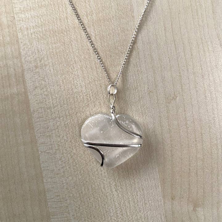 VIE – Colar pingente/pendente por atacado – Pendente de envoltório de fio de coração de cristal, 3cm2