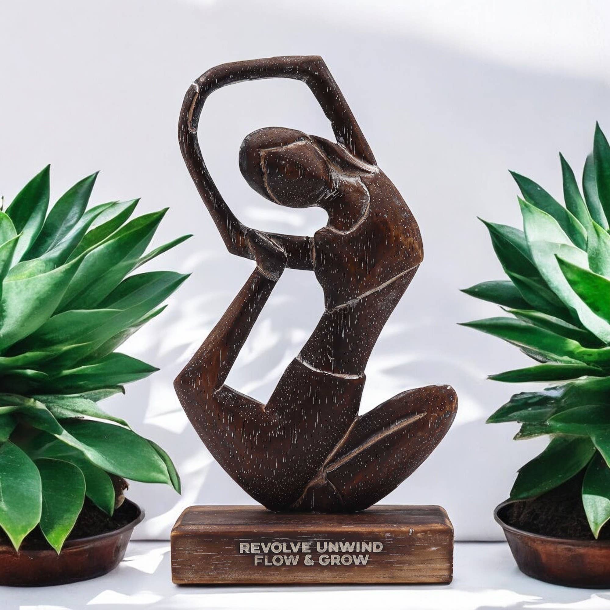 AWGifts Europe - Wholesale Decorative Figurine - Wooden Yoga Lady - Antique - Revolved Pose4