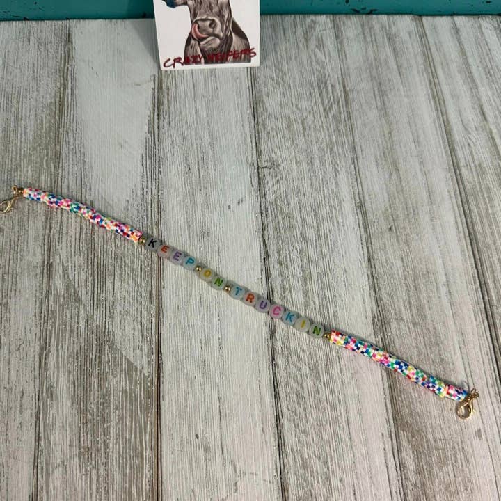 Crazy Heifers Wholesale - Wholesale Hat Accessory - Women's - Trucker Hat Chains V521